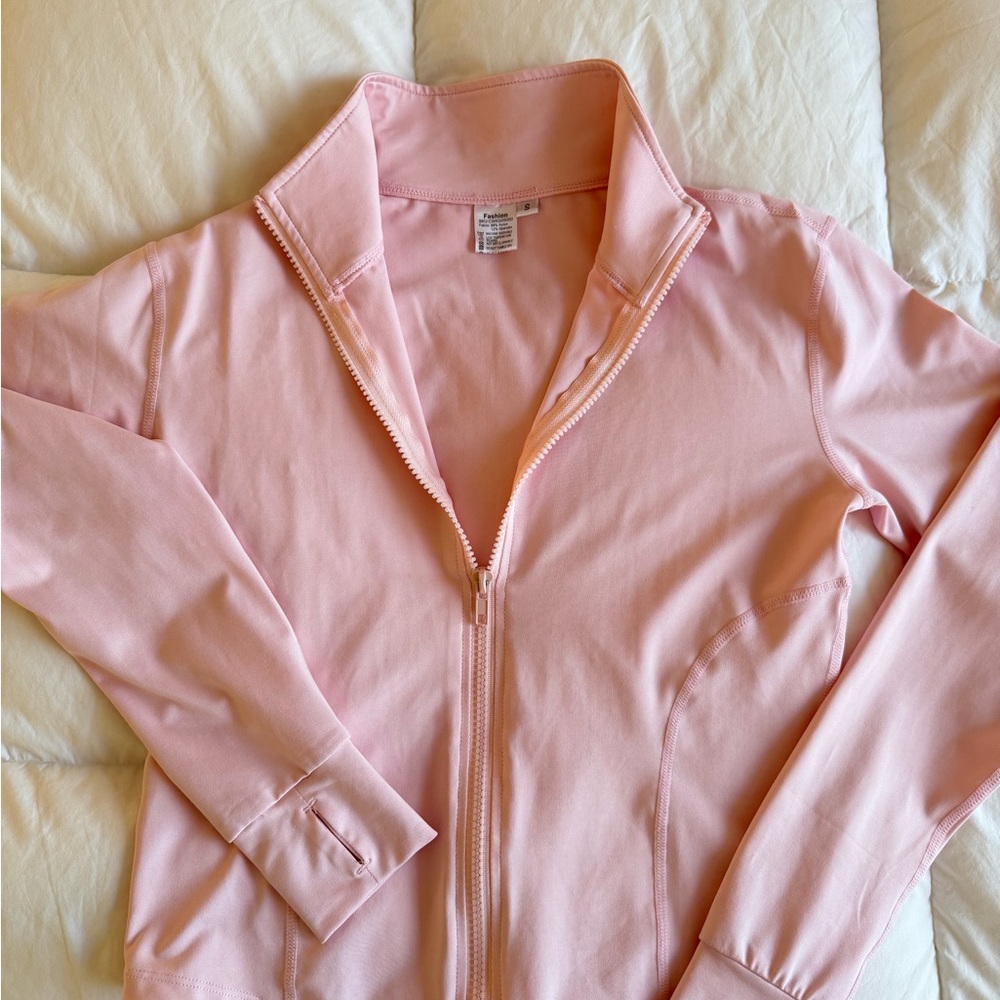 Lulu-Style Blush Pink Cropped Zip-Up Active Jacket w/ Thumbholes